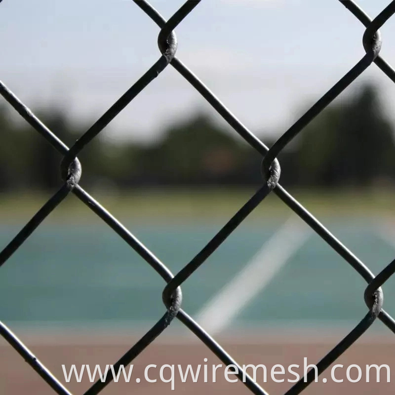 8 Foot Used Airport Galvanized Cyclone Wire Mesh Fencing 1.5 Inch Chain Link Fence Rolls Galvanized Gabion Wall